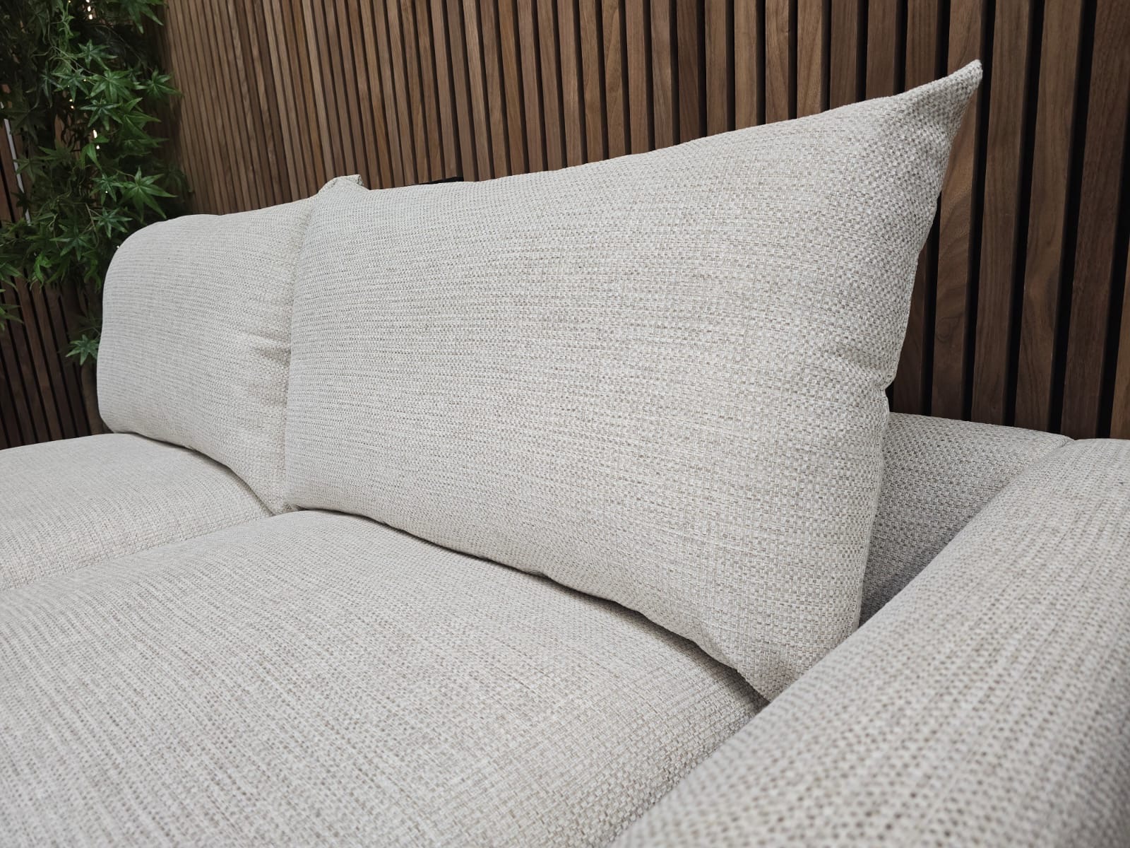 06de4df7-cc90-444f-9241-255c98977e83