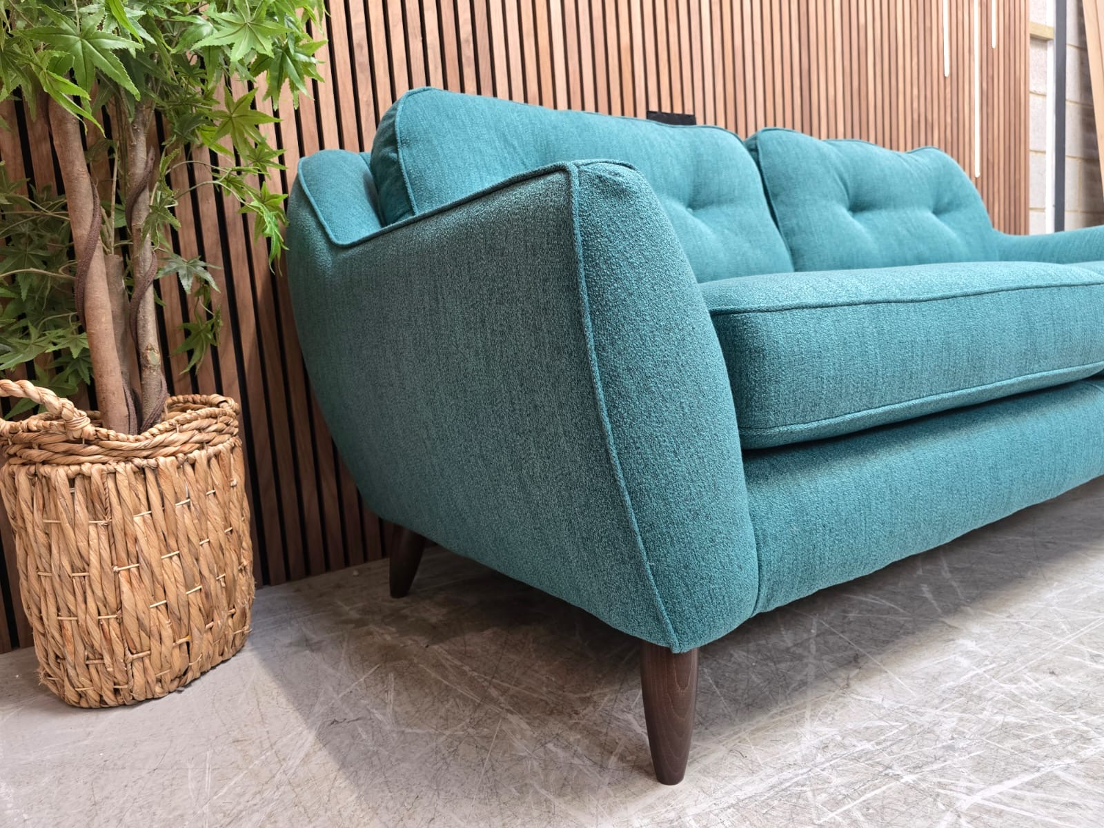 148da659-cd63-4155-9f9f-b68662439bc8