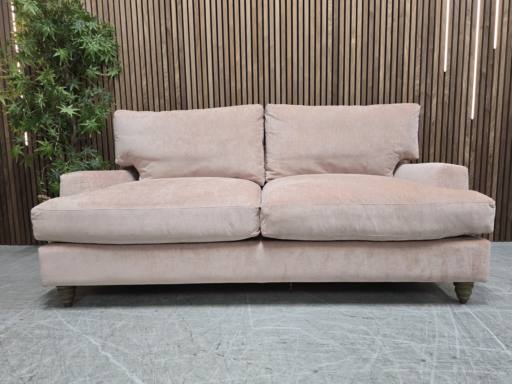 16f6b78c-9c9b-4fc3-95e5-c4f31ed6860d