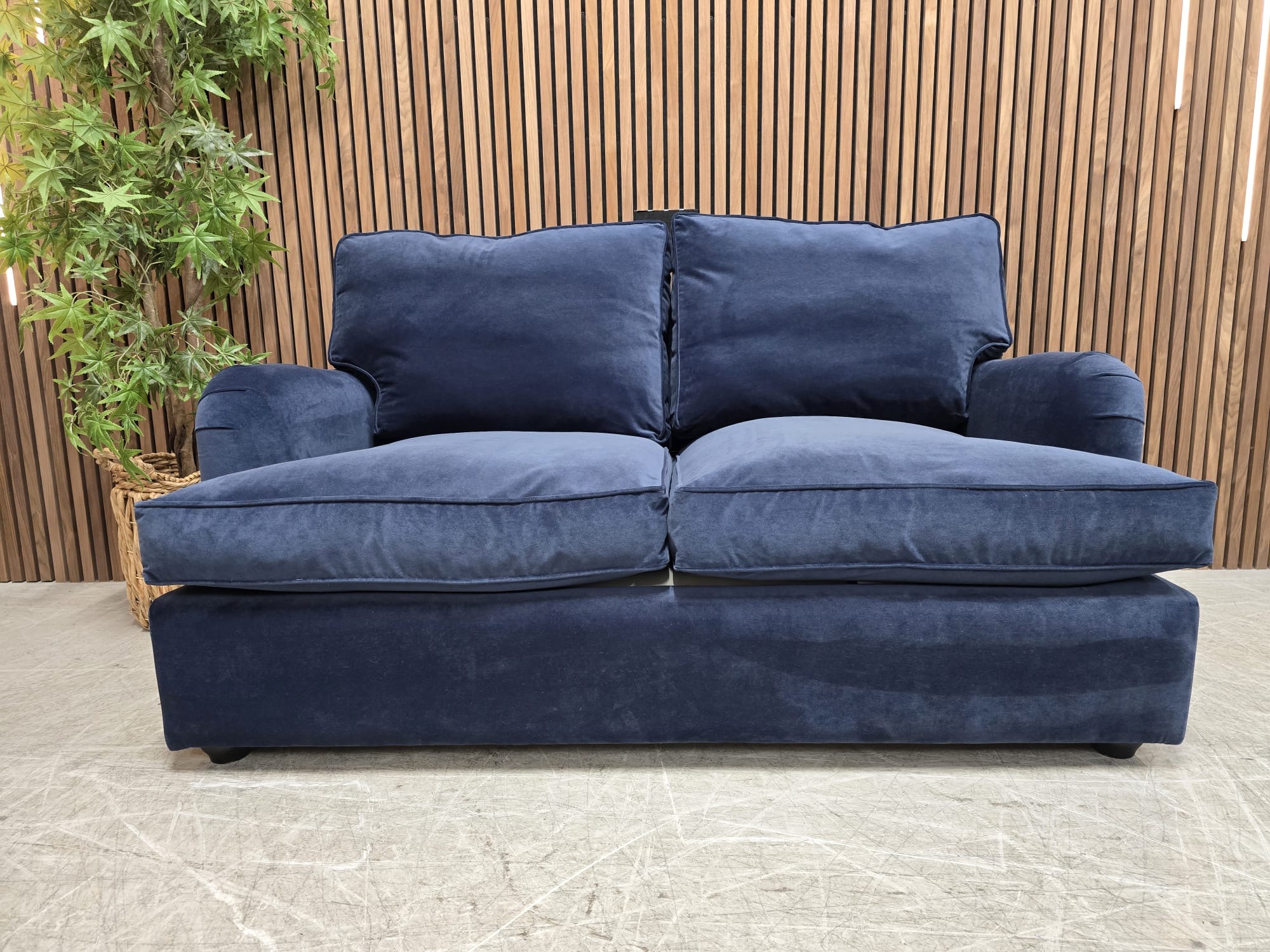 2a608efd-fcf4-48a9-a5e2-e3e9c116a3b1