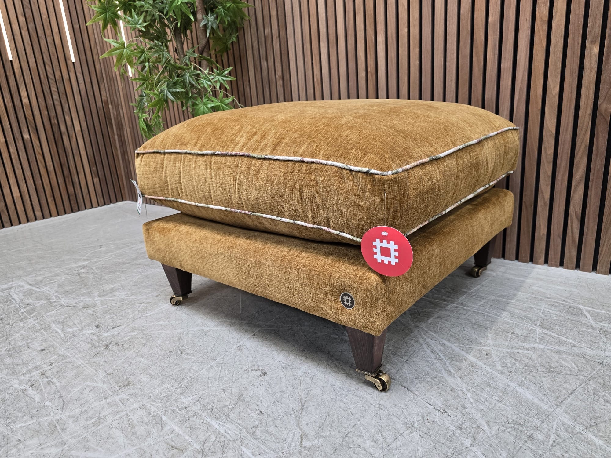 3144dad3-74f4-476f-8447-04394a0ce9da