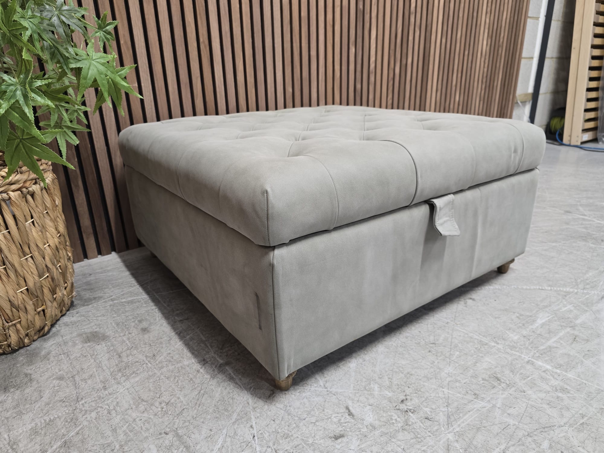 39d0b718-7adf-49a0-b602-9d91ee02318f