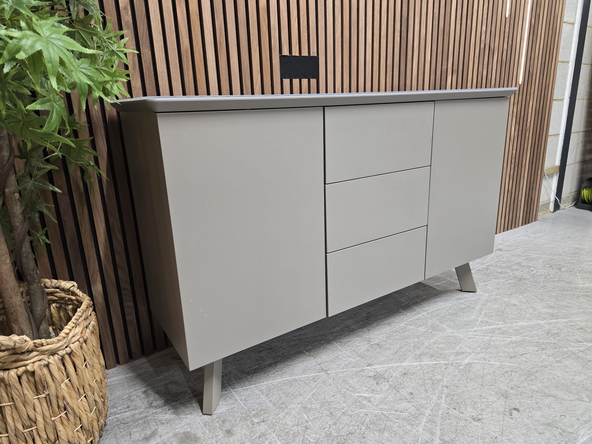 4068292f-1019-4bb2-8fef-5b9d542e0919