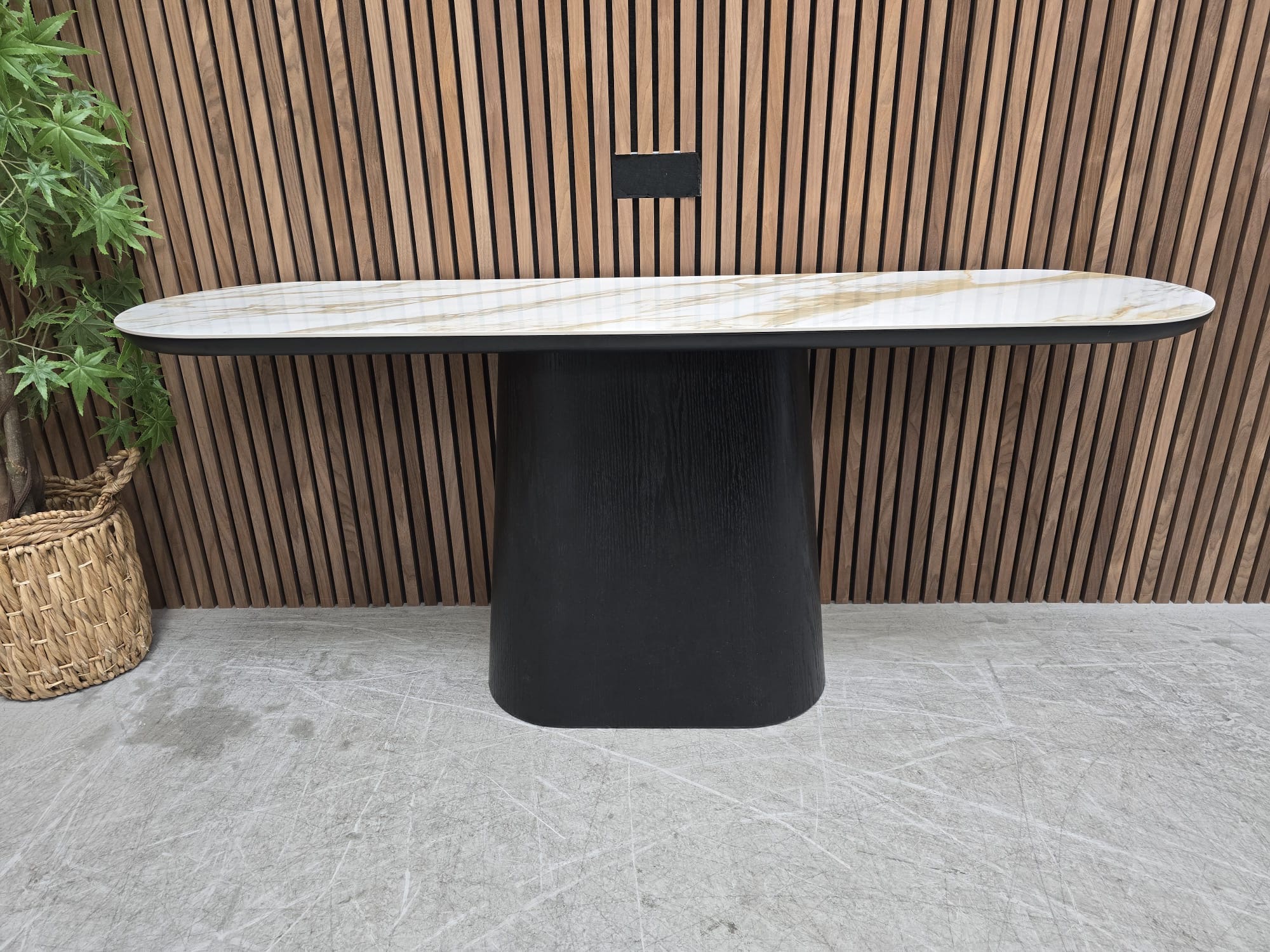 43becfc0-a632-4ddd-bcc7-1ce28a9f196a