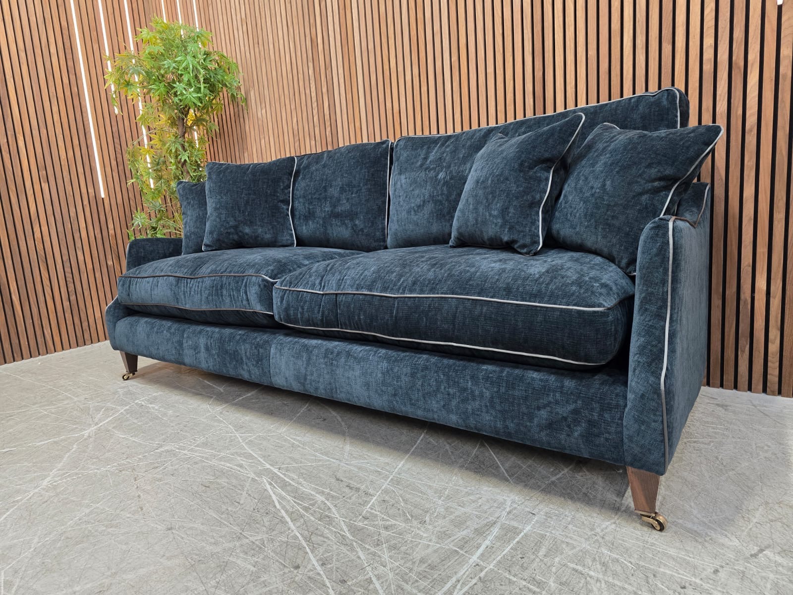 45a74bf2-522f-44aa-b5cd-0fd40899b1ab