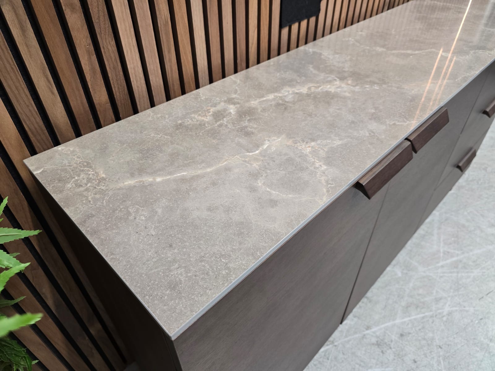 4f4054e8-8757-4588-a140-3ba78a2c5a20