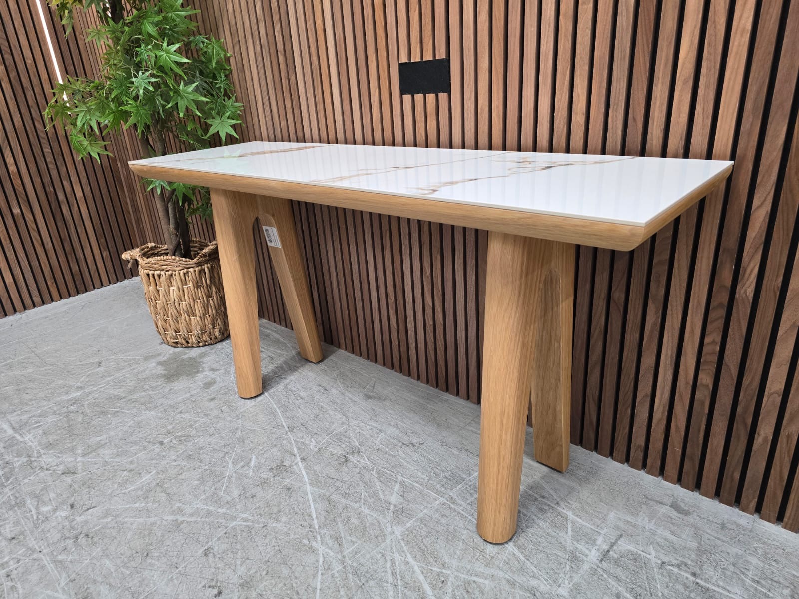 5834fb47-d417-49b0-a958-4bb3feea1ad6