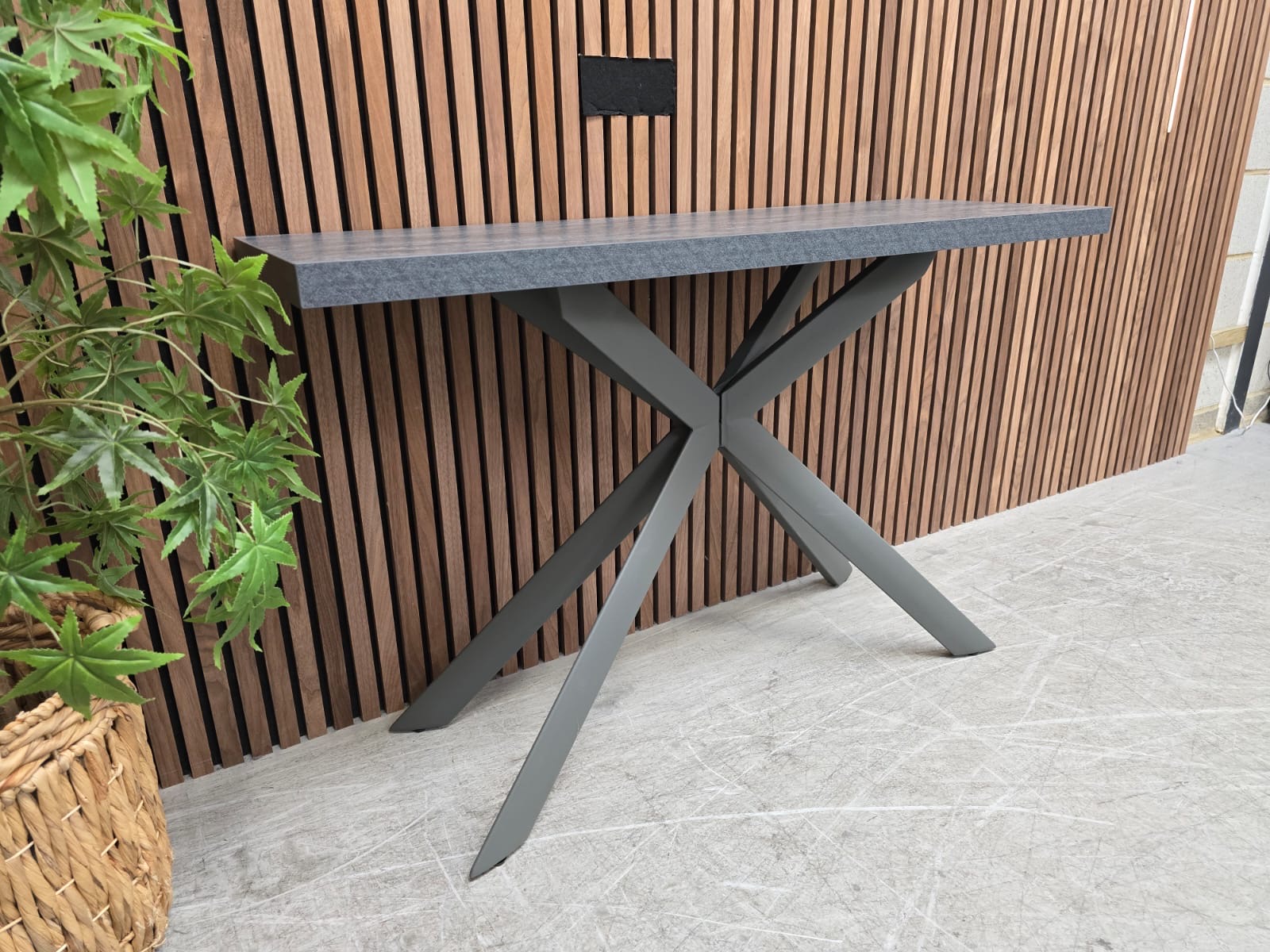 615c9b2d-4a5a-40d3-8a29-396824e2ab8c