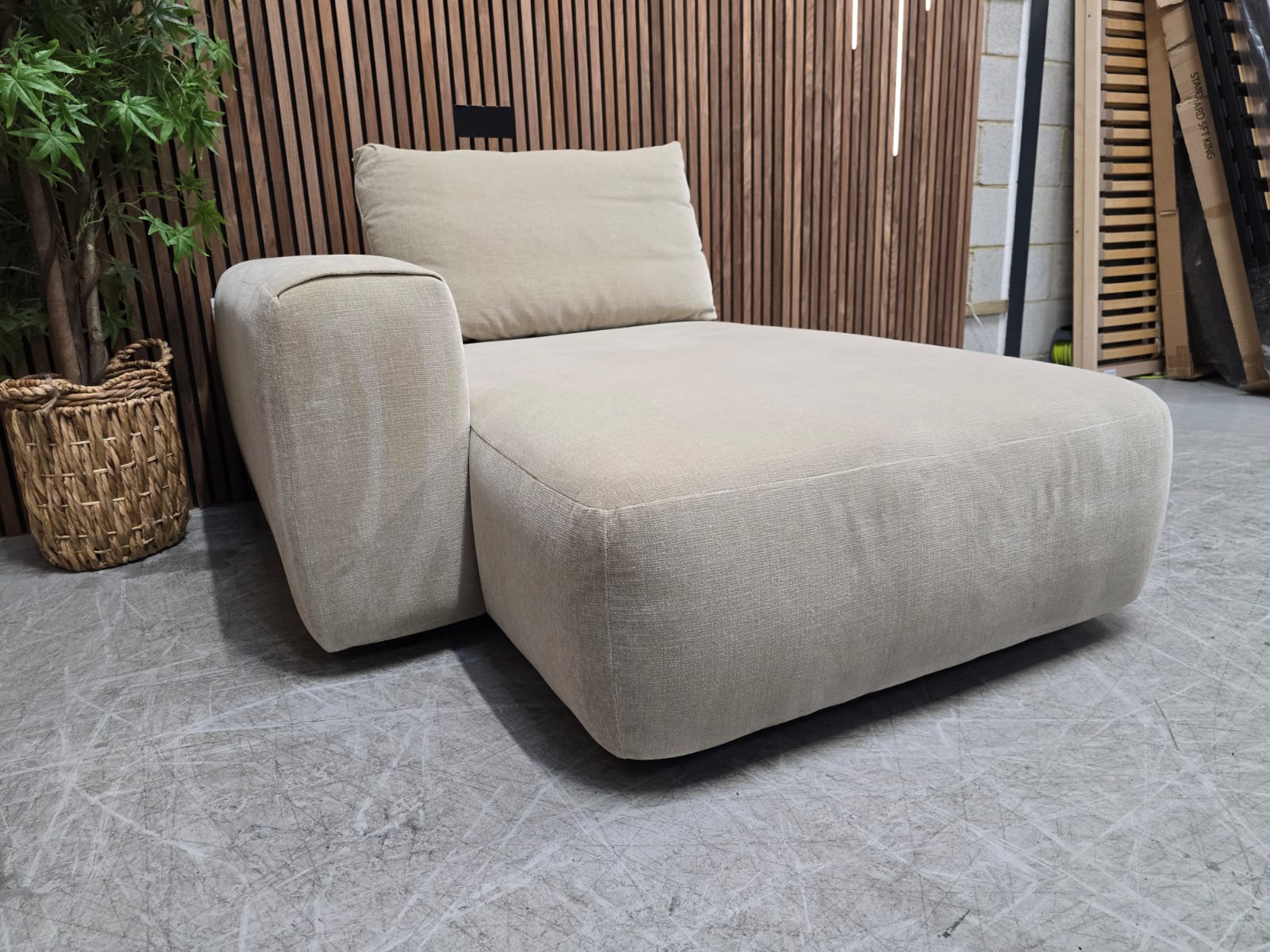 63734a27-82fc-4393-b8cb-4ddaf510a8b1