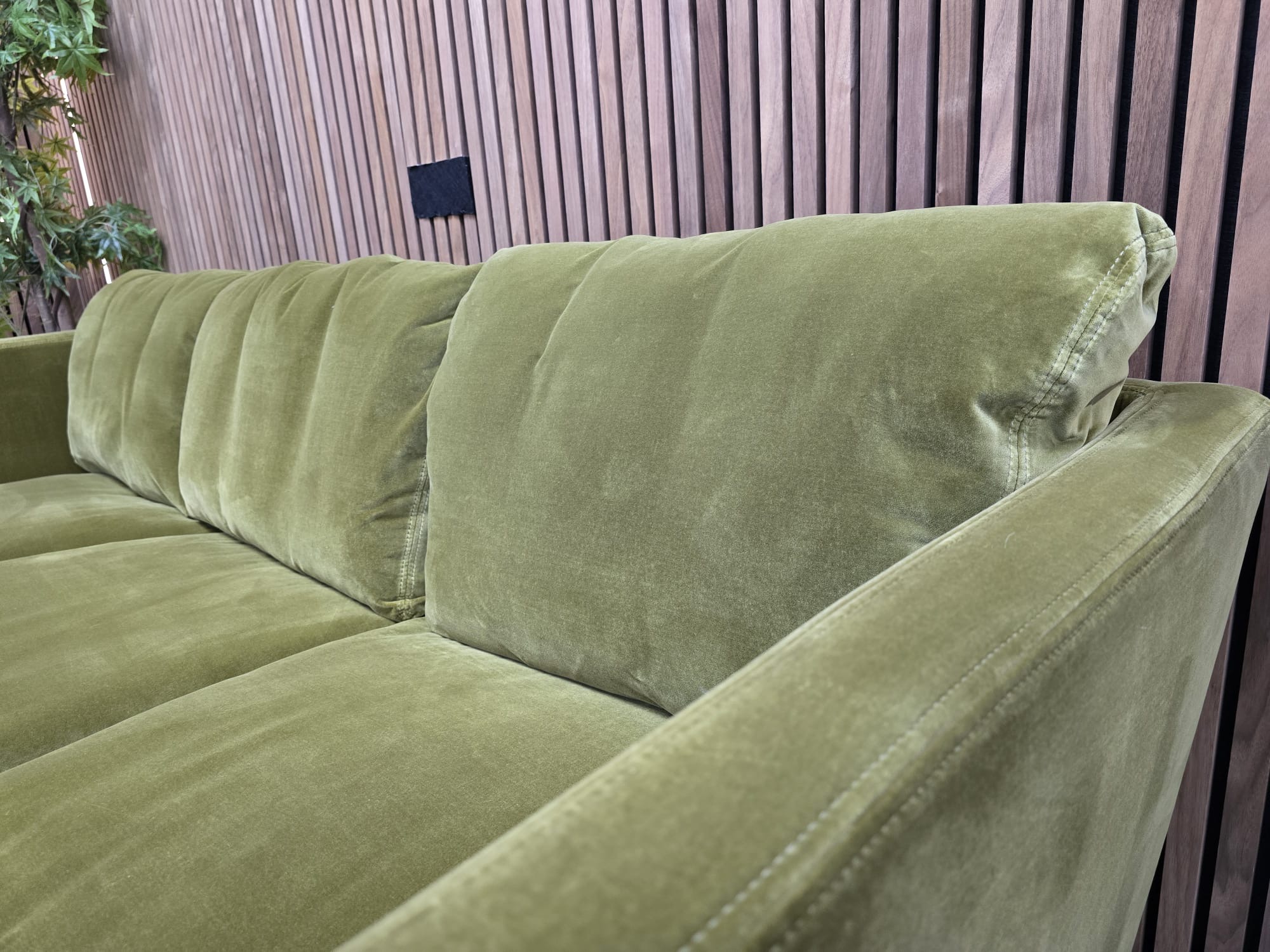 655891e8-f5c3-4362-81fe-d3d4315cccf6