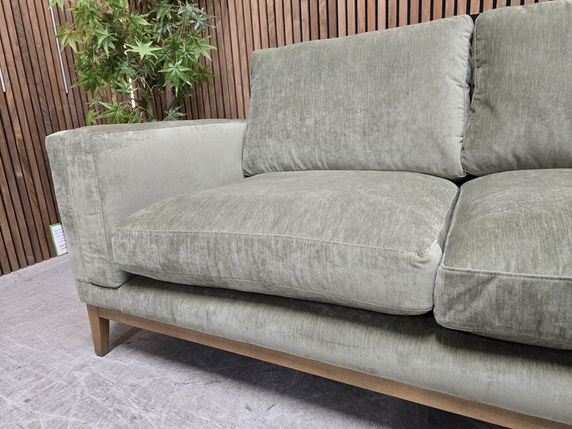 75a55bda-a8b7-4401-a151-f07b89b32fb2