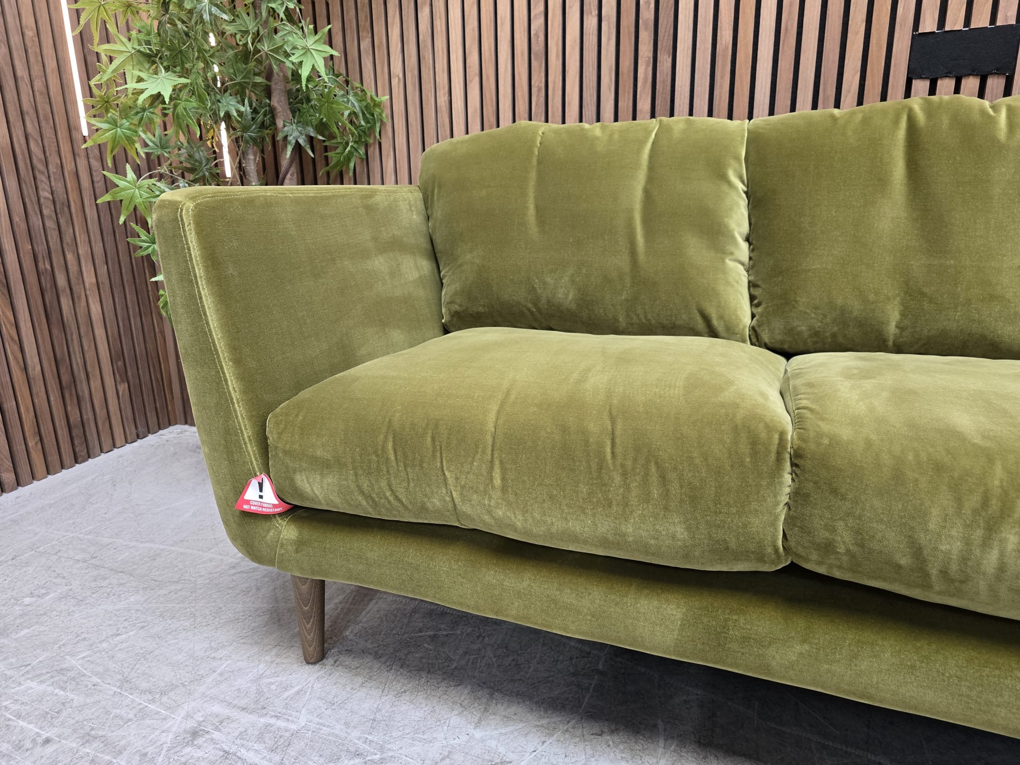 83e777a9-5605-415b-af1e-22c5e96853ce