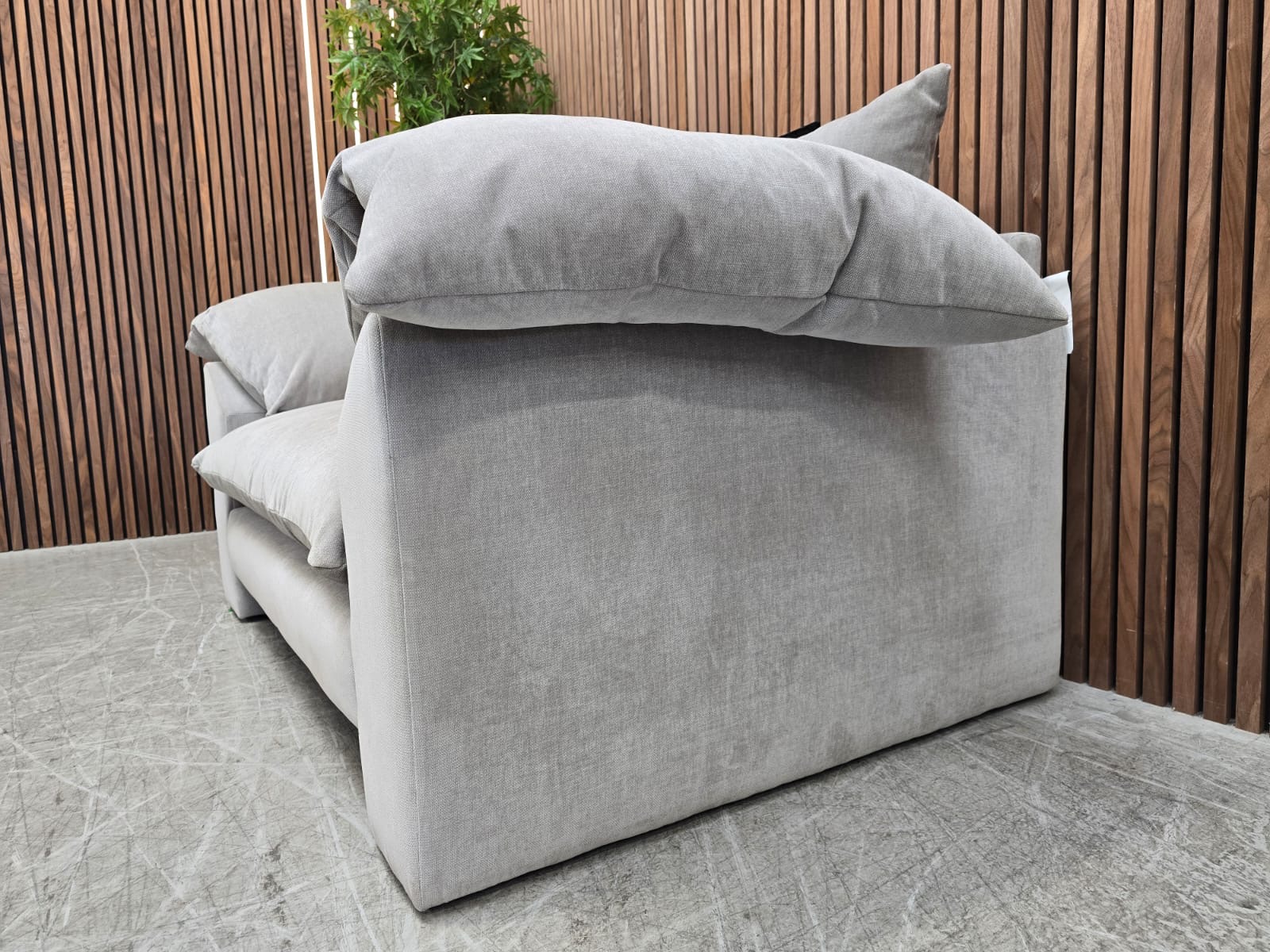 86fe9bf9-39fa-462c-95f8-27f53b451014