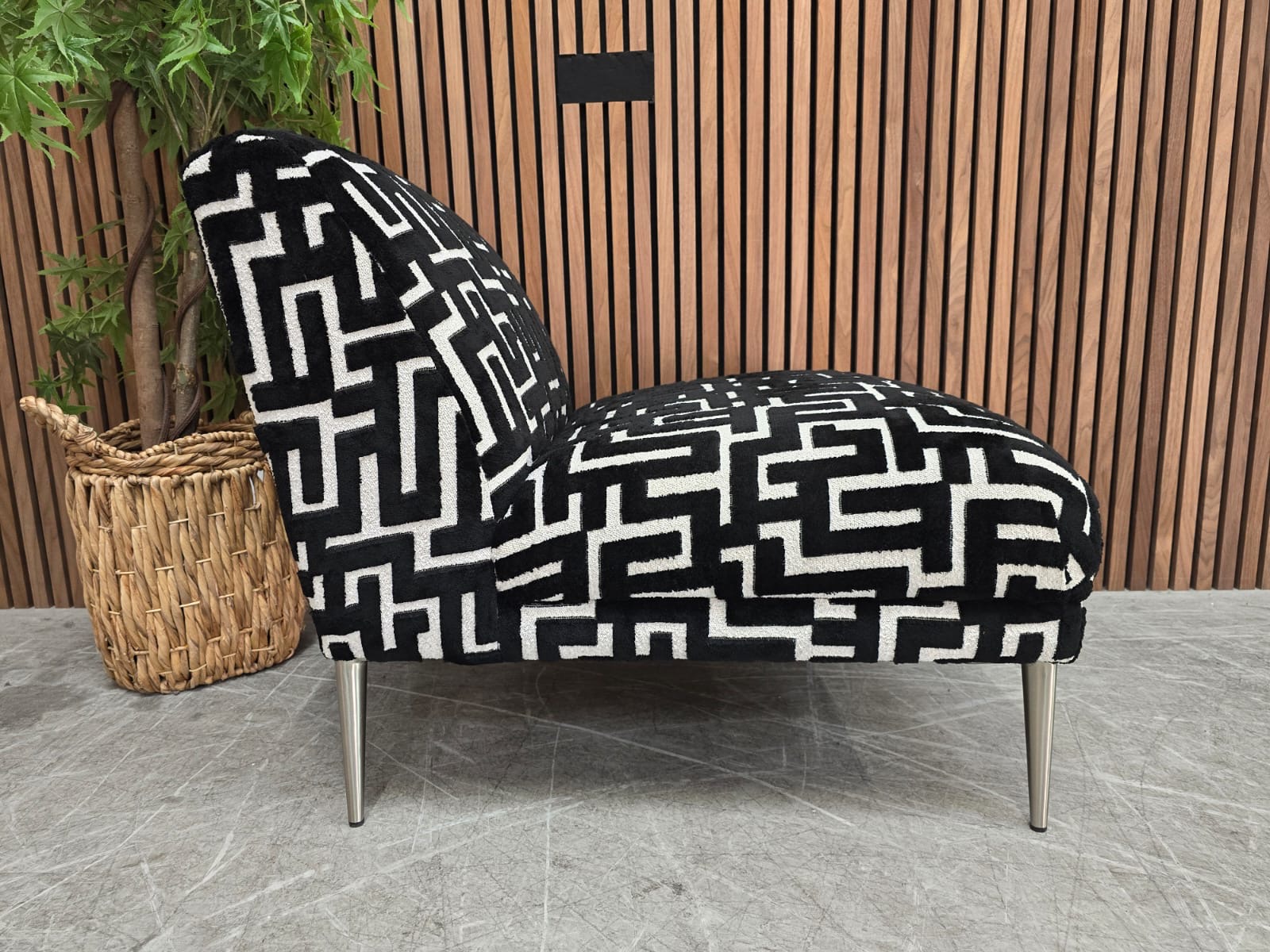 87f982f6-5d30-4176-b2ae-4344e8cf5b50