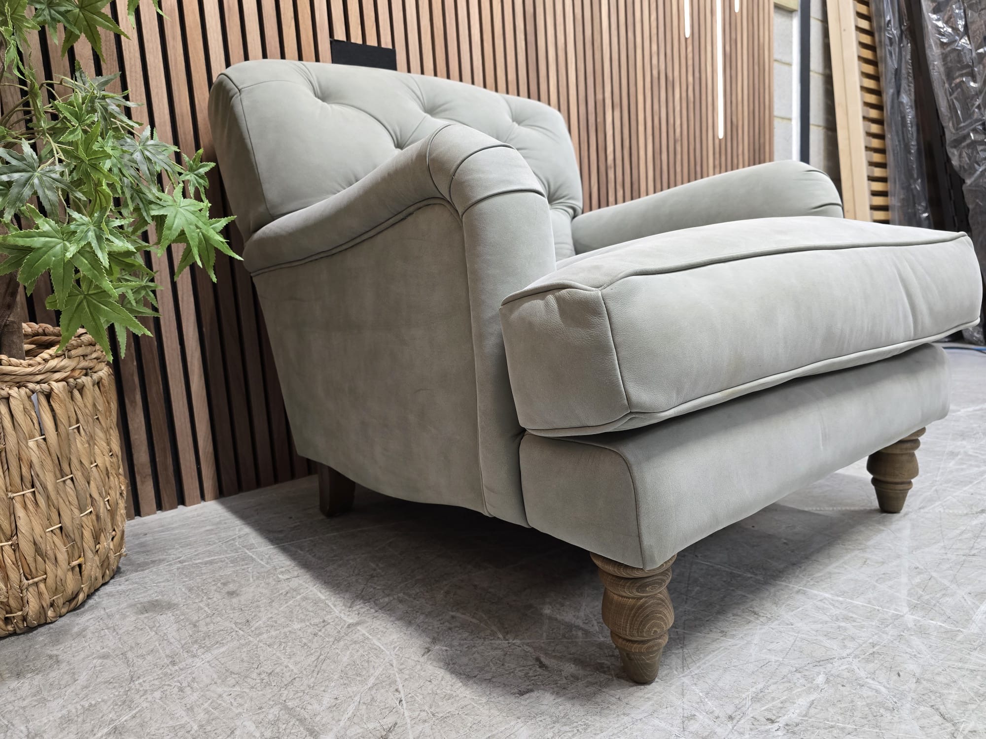 962ecc4c-da1f-4f73-b5e0-eb1f203f7c66