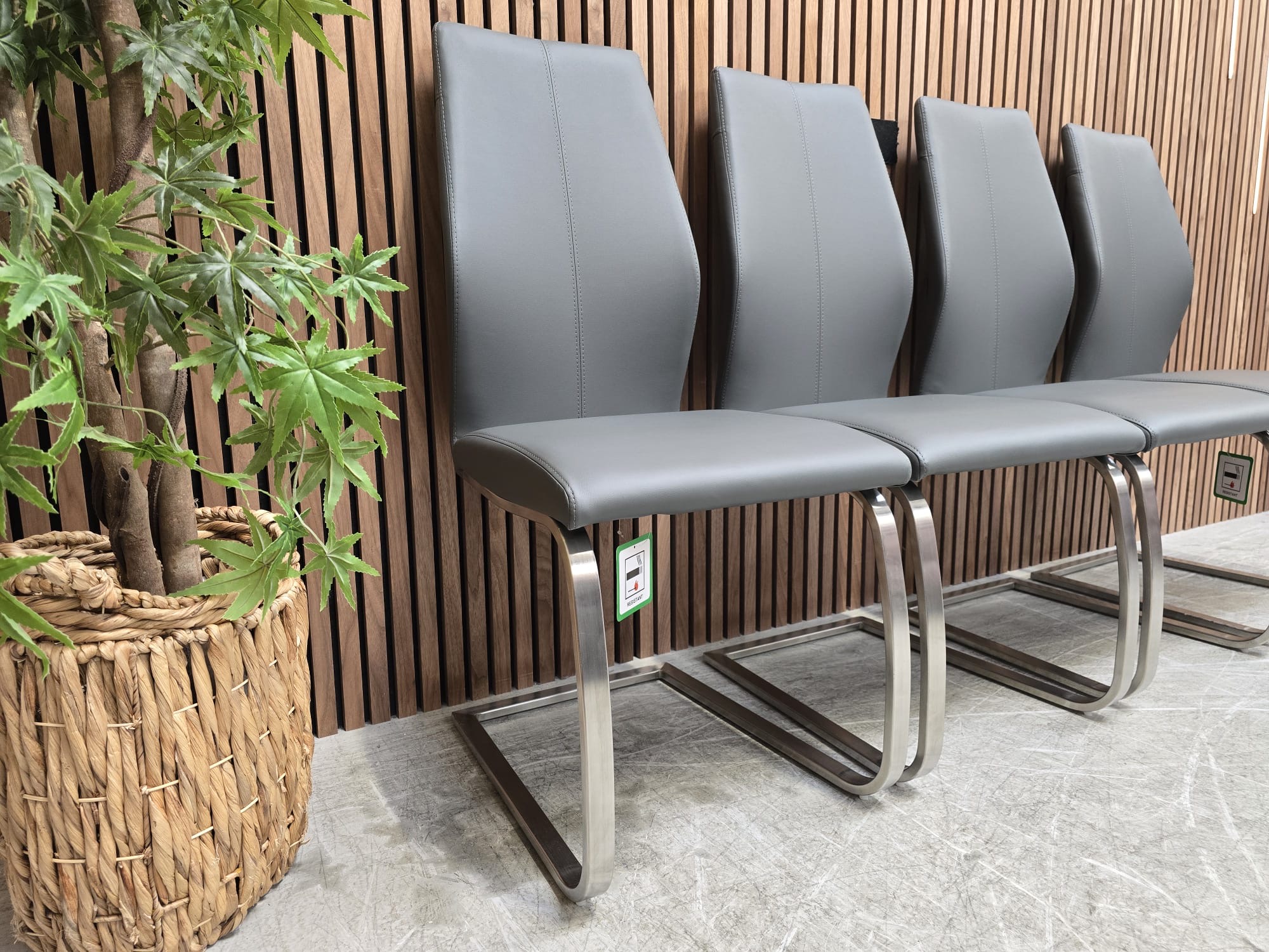 a1a78a38-3a00-42db-b0c1-1a19bbc51863