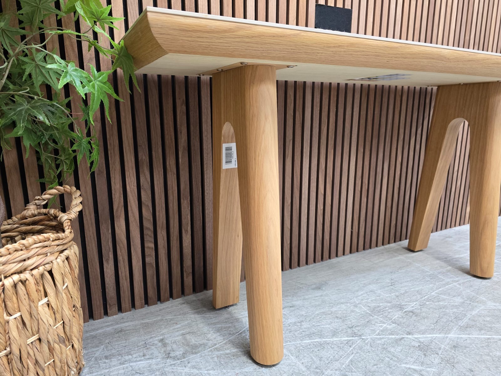 a2bad208-c14f-4823-814d-1a897d78e01b