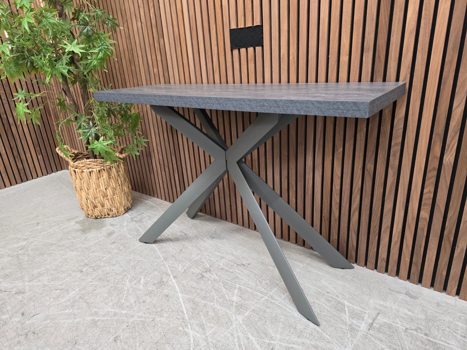 a9c8844e-22bf-4554-829d-a7eac15e92c2