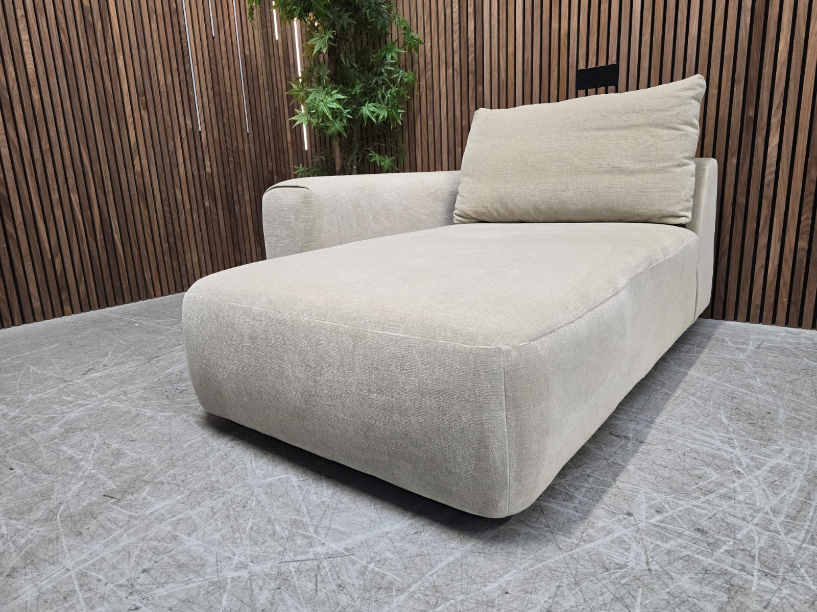 ba9abaca-8d88-4d09-8acb-0f261f96740e