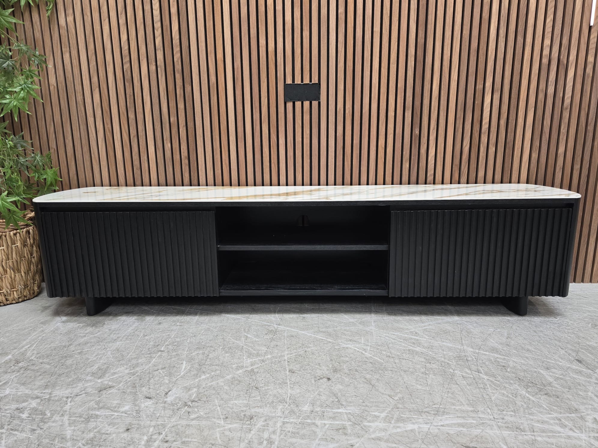 c22811fb-3d57-48fb-9c26-fd3388fa360d(1)