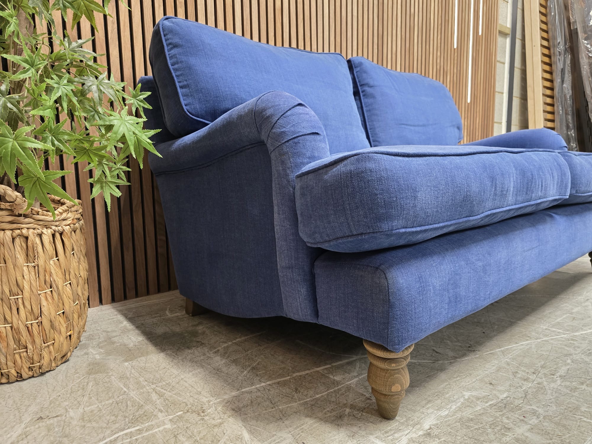 c44ac3a1-bb15-4194-a26c-61f5c5bbd50b