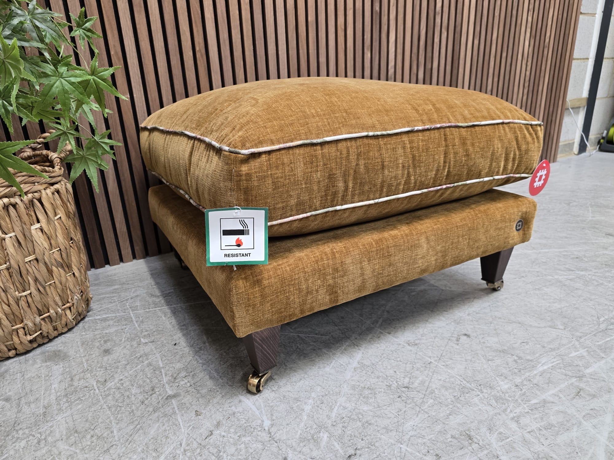 cbb1ca94-8993-4257-800d-a9bf9812d6a8