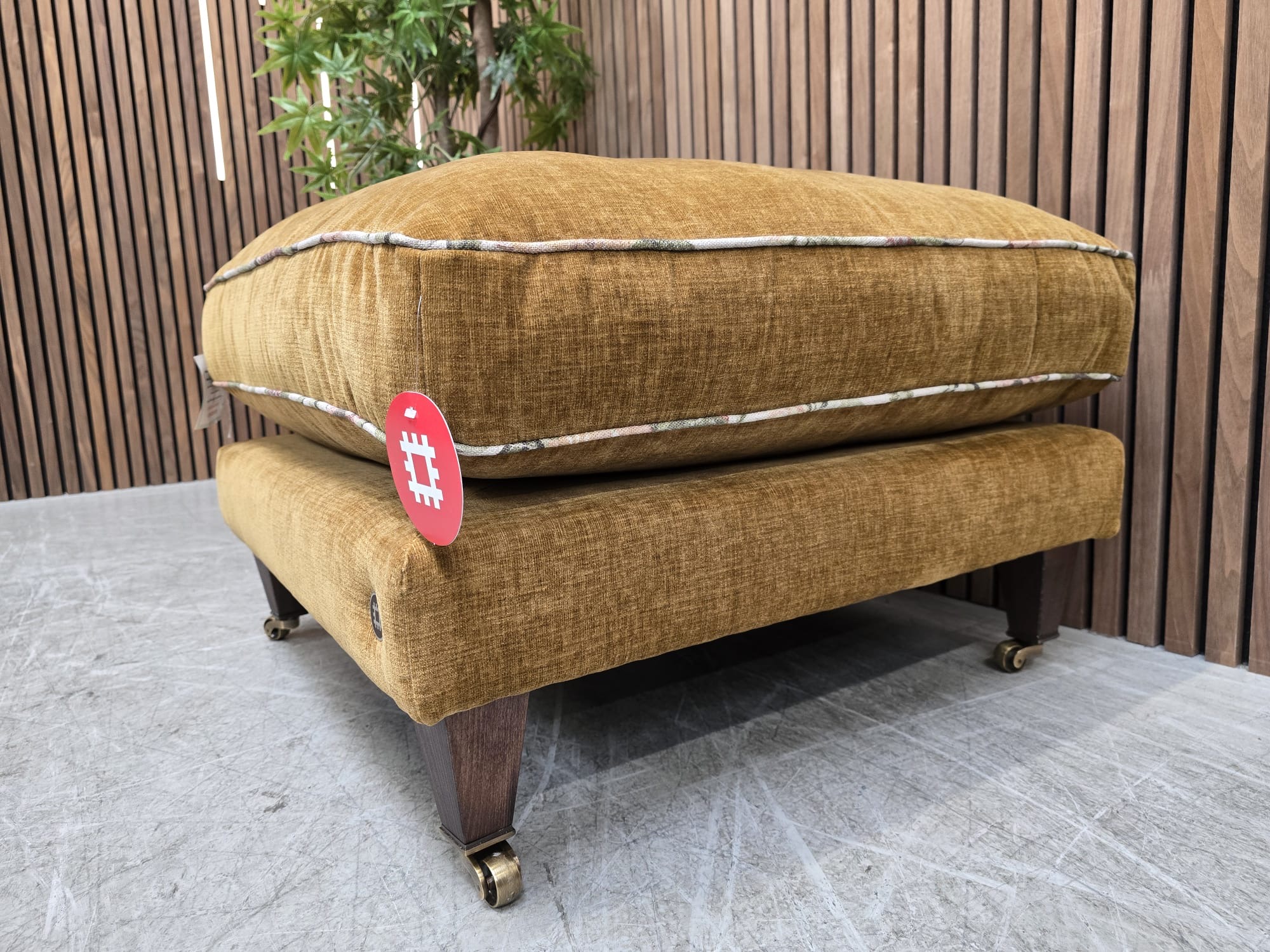 cdd6ceb6-5c61-4024-abcf-8316cc56c211