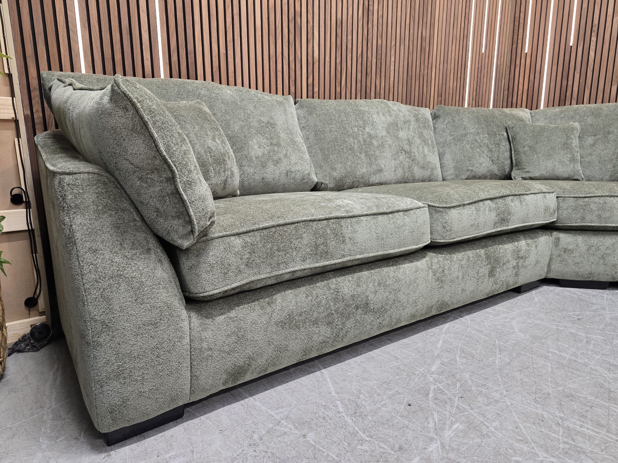 d257dca5-b08d-4af2-afff-b8b6f261576b