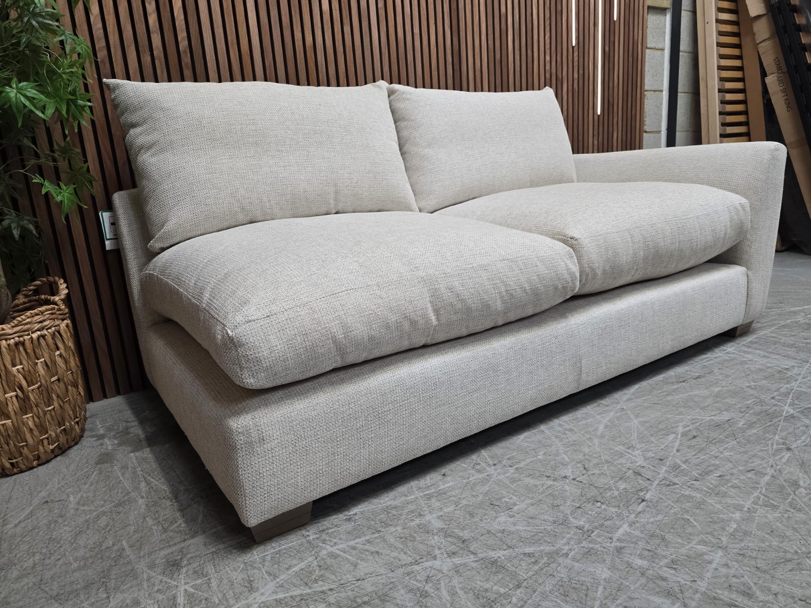 e9efa342-b287-4a30-8962-023c27c05793