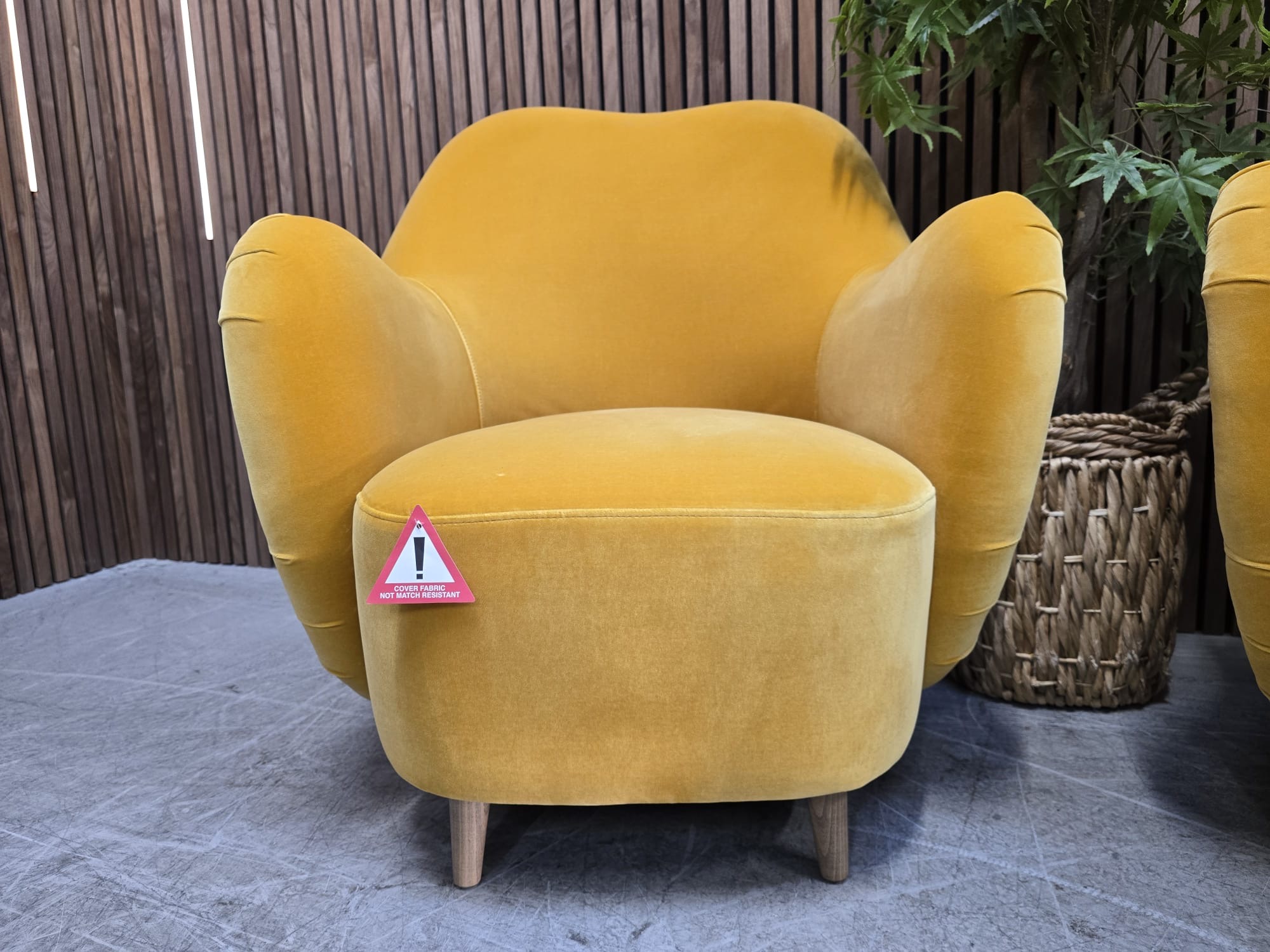 f1edde15-751e-4187-af0a-2053165d1e3b