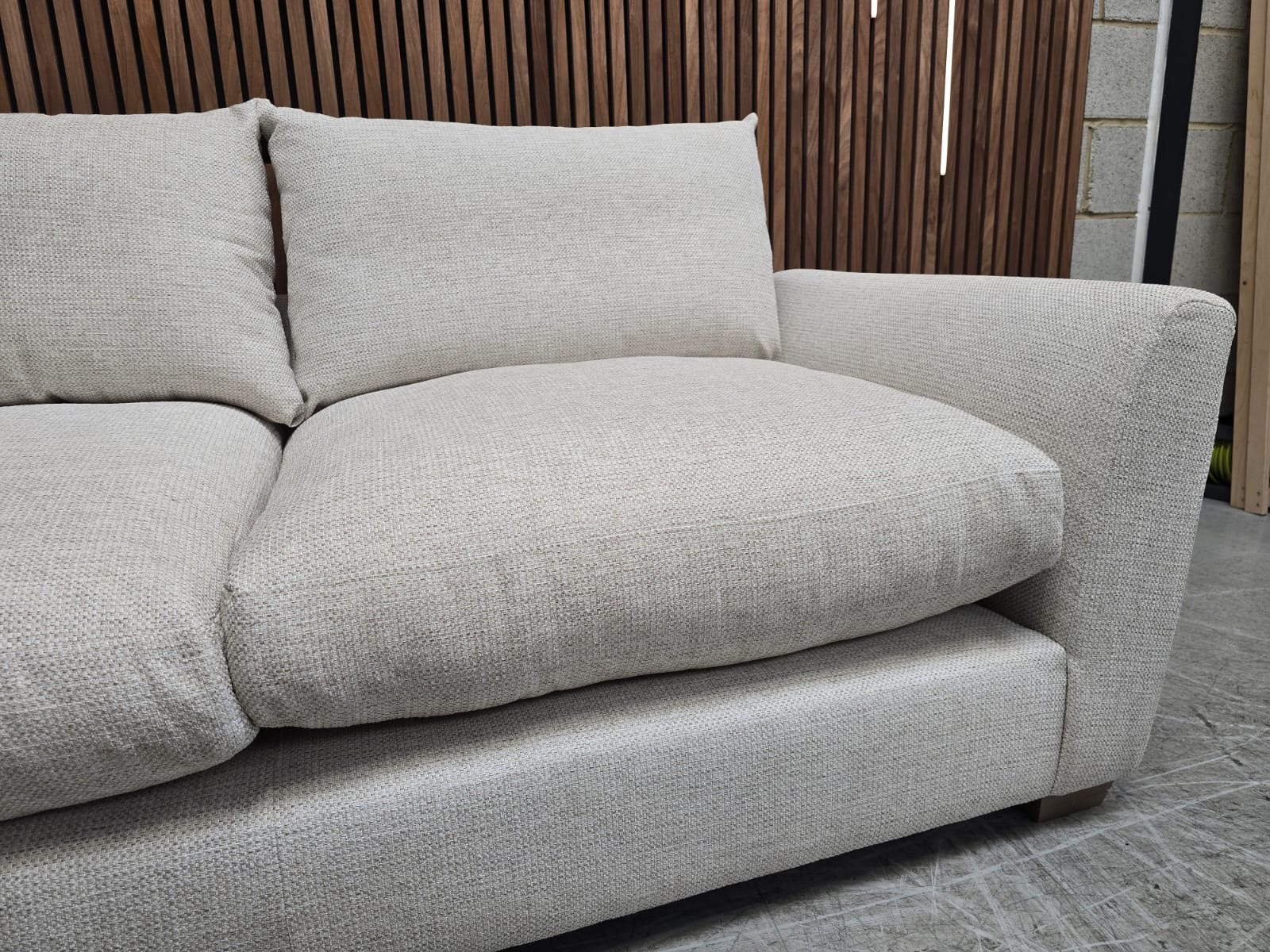 f4ea2fb5-dea5-4ce5-b0e0-ced6d0e1dfed